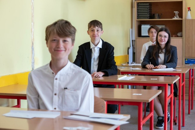 W SP nr 60 nastroje wśród uczniów przed egzaminem z matematyki były dobre, choć niektórzy ósmoklasiści przyznali, że trochę się stresowali.