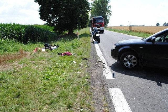 Wypadek motocyklisty koło Poddębic.