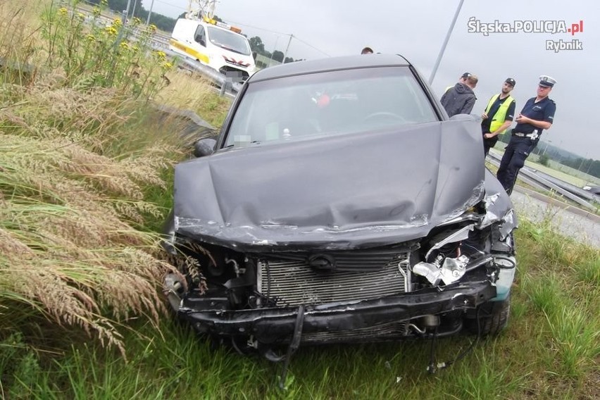 Wypadek na A1 w Bełku. Gliwiczanin nie miał prawa jazdy