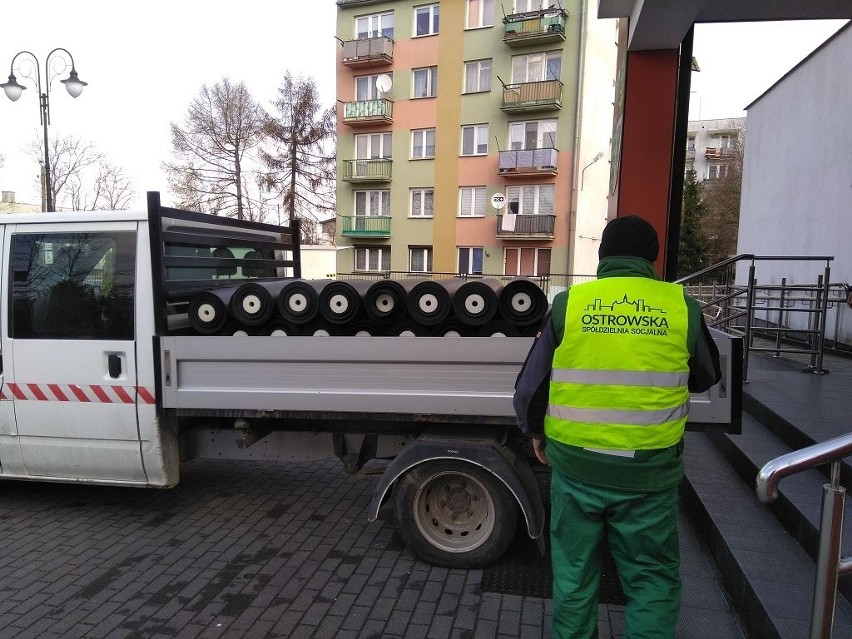 Punkt Szczepień Masowych powstanie w Ostrowi Mazowieckiej. Trwają przygotowania do uruchomienia punktu. 10.04.2021. Zdjęcia