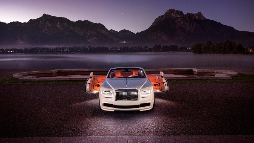 Rolls-Royce Dawn...