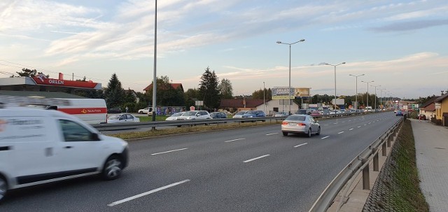 Generalna Dyrekcja Dróg Krajowych i Autostrad podpisała umowę na kompleksową dokumentację projektową na rozbudowę węzła autostradowego Kraków Południe, na skrzyżowaniu A4 i drogi krajowej nr 7.