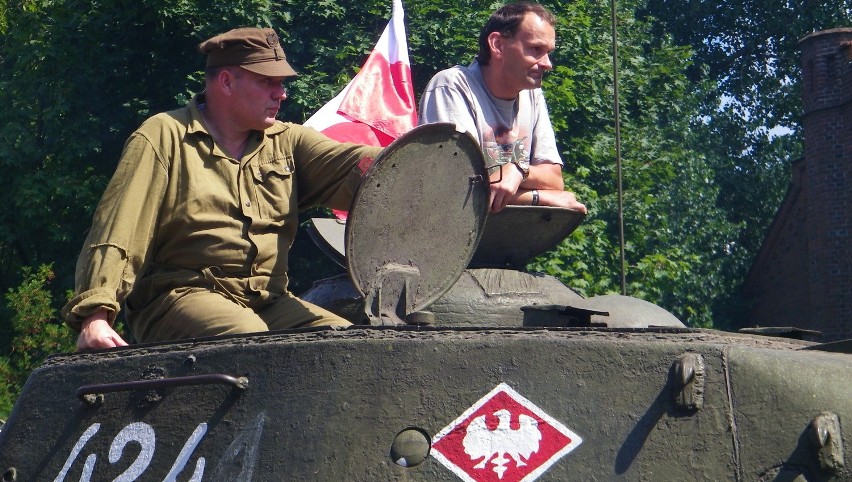 Strefa militarna w Gostyniu: Od lekkiego T-70 po ciężkiego...