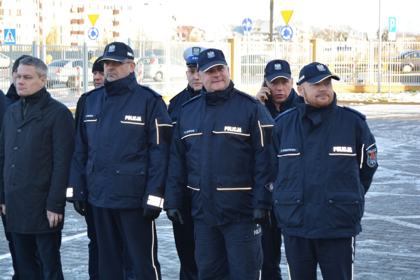 Policja w Ostrołęce z nowymi radiowozami [ZDJĘCIA+WIDEO]