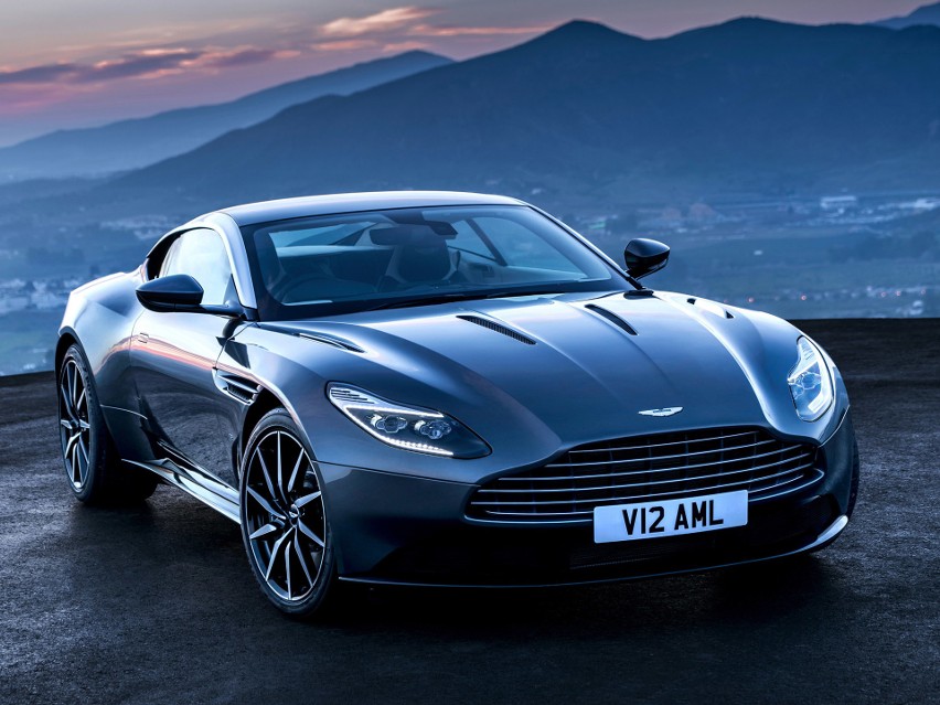 Aston Martin DB11...