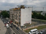 Rozpoczynają się rozbiórki dwóch kamienic przy ulicy Warszawskiej w Kielcach