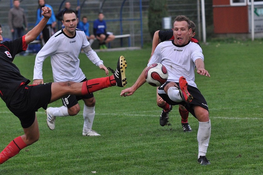 III liga. Swornica Czarnowąsy - Start Namysłów 6:0