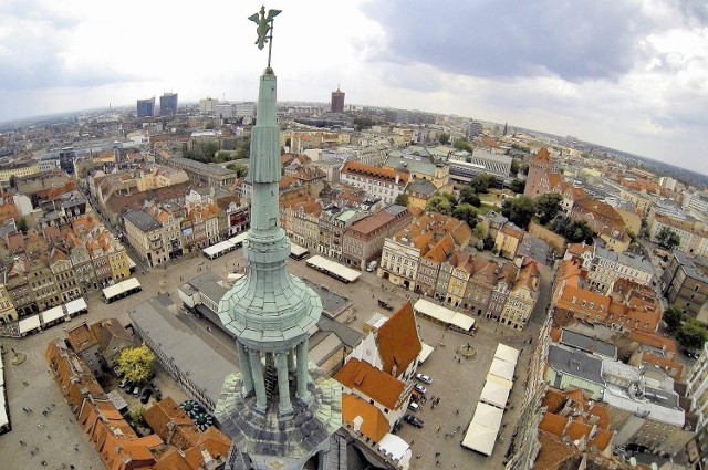 Stary Rynek. (www.aveos.pl)