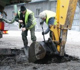 Inowrocław. Zima daje się we znaki. Na Świętego Ducha pękła rura wodociągowa