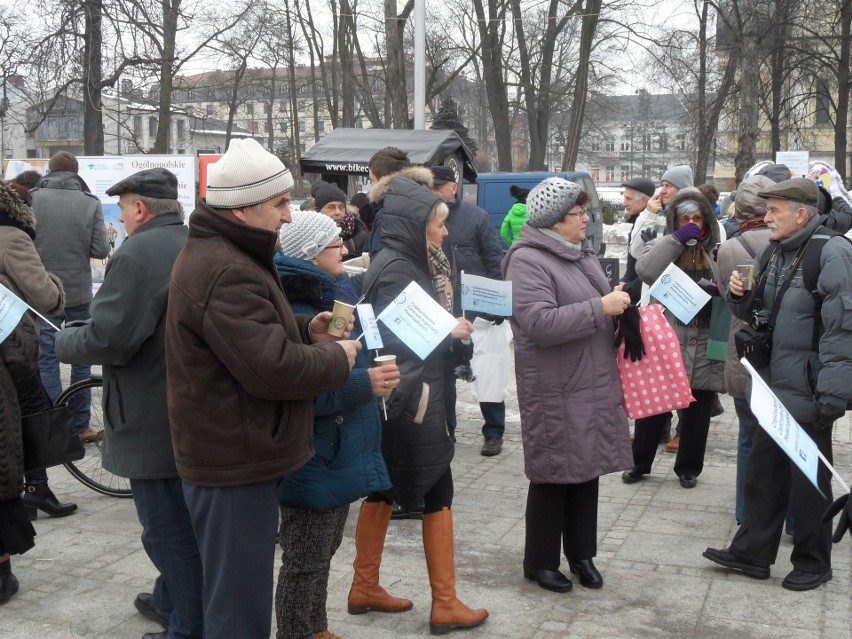 Happening w Częstochowie: zostaw w mieście 1 procent podatku [ZDJĘCIA]