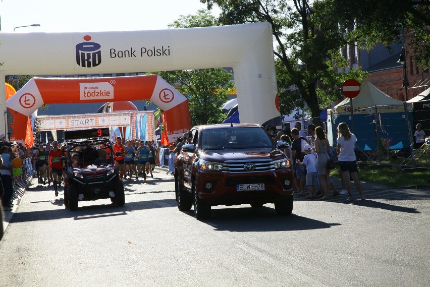 Bieg Fabrykanta 2016. 10 kilometrów szlakiem fabrykanckiej Łodzi [ZDJĘCIA]