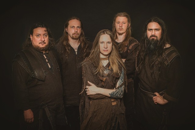 Arkona powoli wyrasta na jednego z najważniejszych przedstawicieli nowej fali pagan folk metalu.