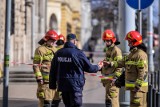 Alarm bombowy w szkole w Żorach. Interweniuje policyjny oddział minersko-pirotechniczne