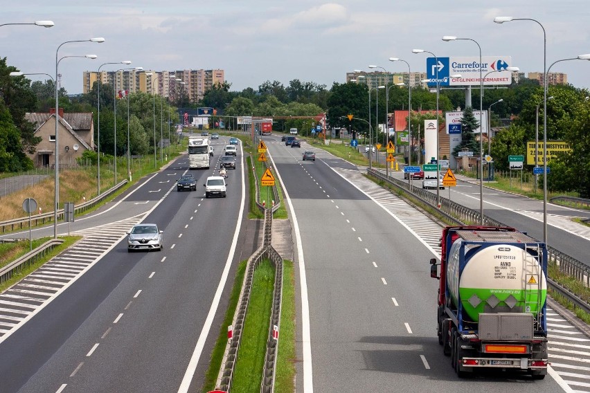 Liczba naruszeń prędkości: 202....