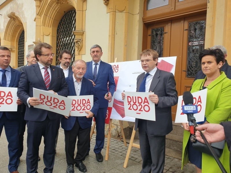 Społeczny komitet poparcia Andrzeja Dudy w Łodzi. Radni, kolejarze i ludzie kultury