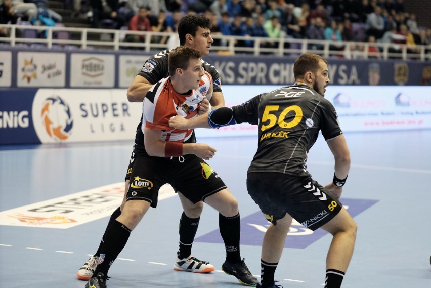 PGNiG Superliga. Strzelecki popis Blaża Janca. PGE VIVE Kielce wygrywa w Głogowie z Chrobrym [VIDEO, ZDJĘCIA]