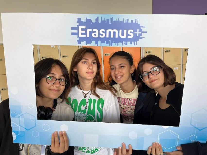 Tydzień pod hasłem wody: "Water as a lifeline for humanity", czyli projekt Erasmus+ w liceum w Małogoszczu. Zobaczcie zdjęcia 