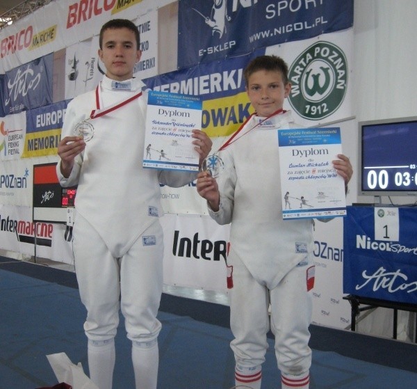 Aleksander Wiśniowski (z lewej) i Damian Michalak - zdobywcy brązowych medali na turnieju w Poznaniu.