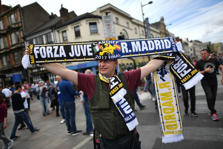 Kibice przed meczem Juventus - Real