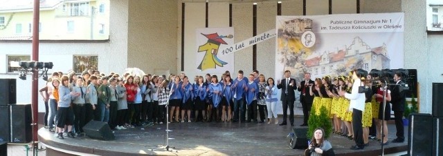 Gimnazjum nr 1 (dawna szkola podstawowa nr 1 ) im. Tadeusza Kościuszki w Oleśnie świetowalo swoje 100-lecie.