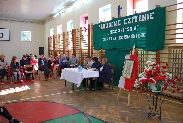 Michałowo: Mieszkańcy są za przejęciem zespołu szkół przez gminę. Teraz decyzja należy do radnych