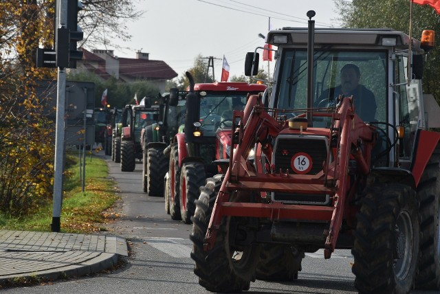 Rolnicze protesty dotąd odbywały się przede wszystkim na drogach pozamiejskich i trwały niedługo. W piątek (9 lutego) kolumny traktorów i maszyn rolniczych wjadą m.in. do Krakowa, Tarnowa i Nowego Sącza, a to oznacza paraliż komunikacyjny