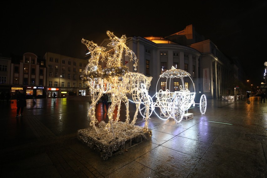 Świąteczne dekoracje 2019 w Katowicach