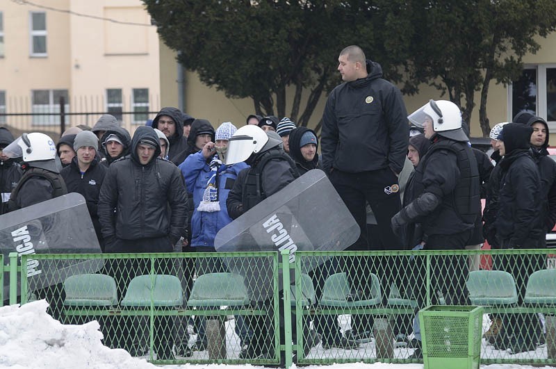 Policja zabezpieczała bydgoskie derby piłkarskie