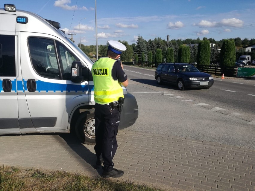 98 mandatów i 18 kolizji w jednym tygodniu. Akcja bytowskich policjantów i komendy głównej 