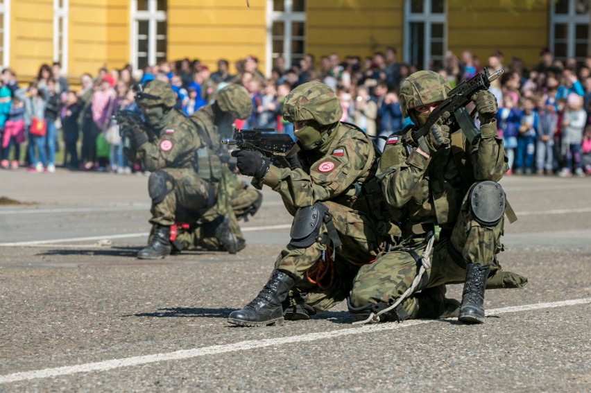 Rozpoczął się nabór na szkolenie kandydatów w korpusie...