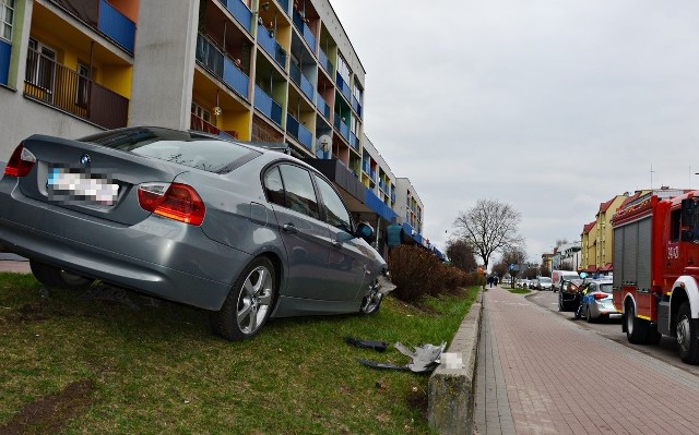 Pijany kierowca BMW omal nie przejechał matki z dzieckiem. 28-latek miał ponad 2 promile alkoholu!