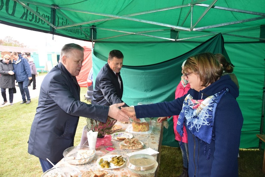 Szepietowo. Targi ogrodnicze "Jesień w sadzie i ogrodzie [ZDJĘCIA]