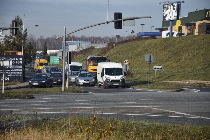 DK 94 w Sosnowcu. Skrzyżowanie przy Makro