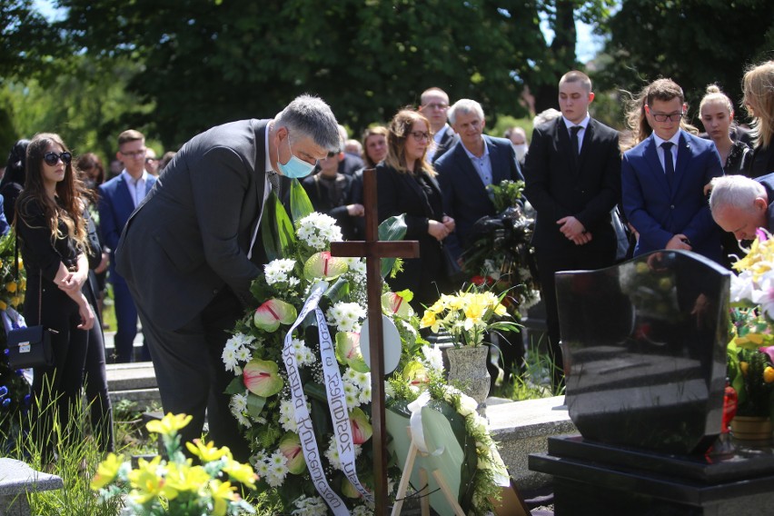 6 czerwca 2020 r. w Zabrzu odbył się pogrzeb byłego piłkarza...