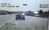 Tarnów. Pędził autostradą i zmuszał kierowców do zmiany pasa. Dozwoloną prędkośc przekroczył o prawie 100 km/h