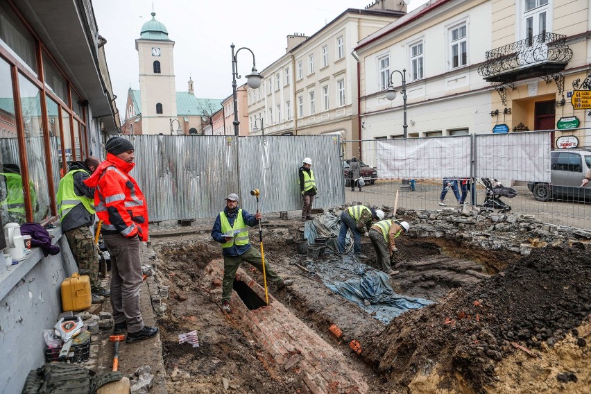 Trwa remont ul. 3 Maja w Rzeszowie.
