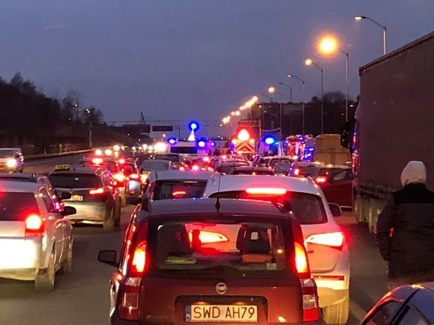 Wypadek na autostradzie A4 w Rudzie Śląskiej