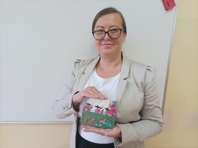 Nauczycielka i autorka tekstów prezentuje najnowszą płytę Korczaków.