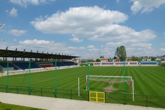 Mecz odbędzie się na pięknym i kameralnym stadionie w Aleksandrowie Łódzkim.