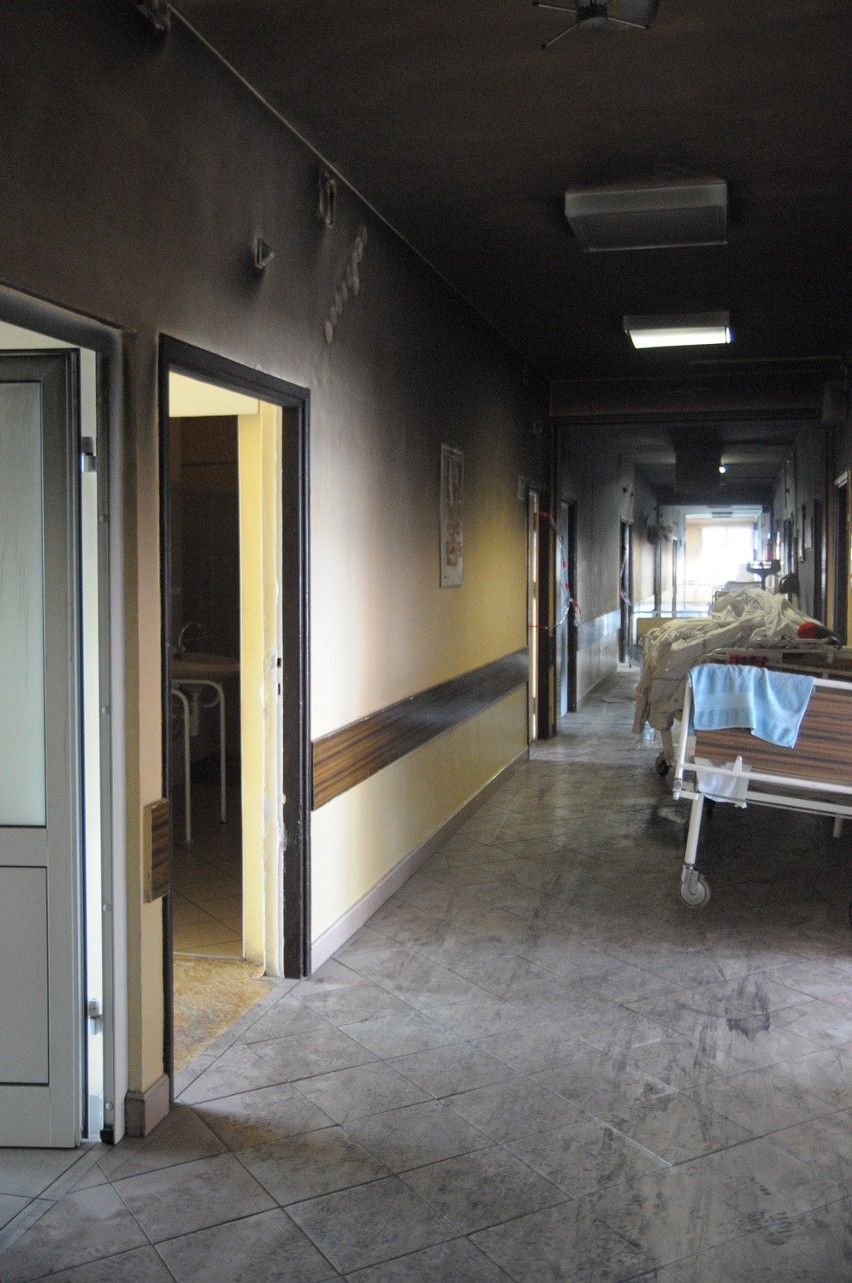 Pożar w szpitalu w Dąbrowie Górniczej: Nocna ewakuacja pacjentów [NOWE ZDJĘCIA]