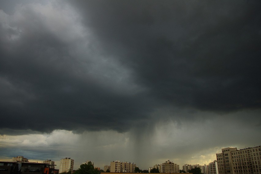 Burze przechodzą nad Śląskiem i Zagłębiem