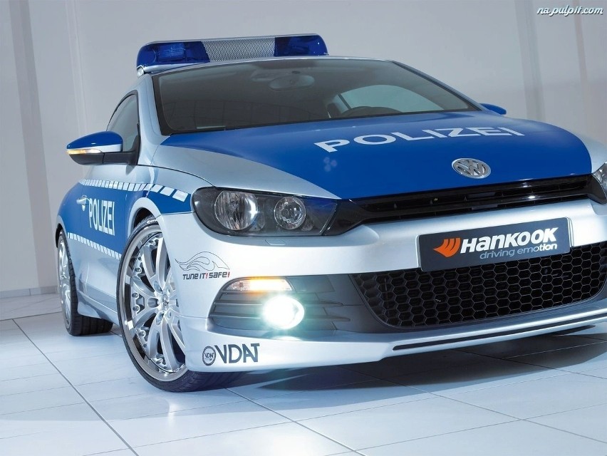 Volkswagen Scirocco jako radiowóż