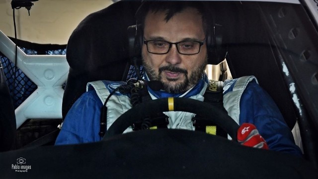 Już w najbliższą sobotę Robert Czarnecki – jeden z czołowych polskich zawodników w rallycrossie – wystartuje w Modlin Rally Show, w programie którego znalazły się odcinki specjalne zlokalizowane zarówno na Torze Modlin, jak i na terenie pobliskiej zabytkowej twierdzy.Fot. Paweł Bielak
