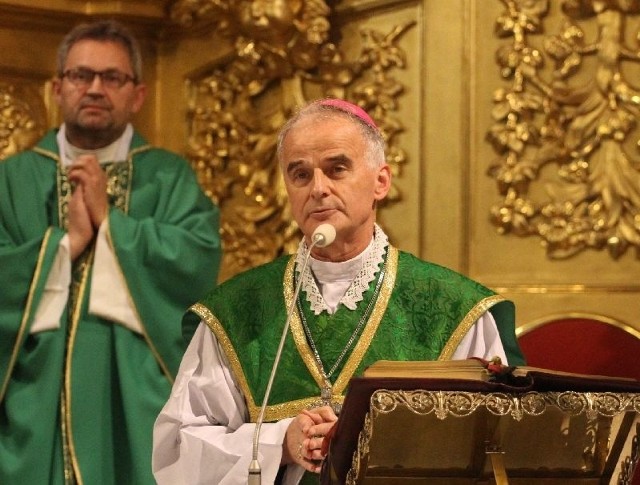 Mszę świętą w intencji uczestników igrzysk odprawił wczoraj ksiądz biskup Marian Florczyk z diecezji kieleckiej.