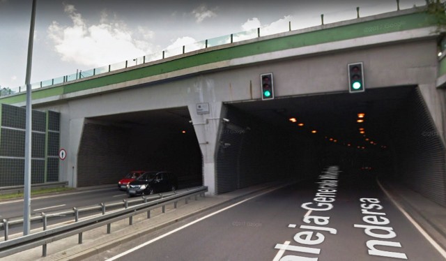 W związku z modernizacją oświetlenia i pracami konserwacyjnymi w tunelach drogowych kierowcy muszą liczyć się z utrudnieniami