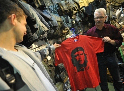 Kary za propagowanie komunizmu. Za noszenie koszulki z Che Guevarą możesz  dostać mandat! | Nowa Trybuna Opolska
