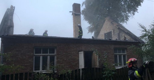 Jabłońskie. Tragiczny pożar w powiecie augustowskim. Nie żyją dwie osoby 