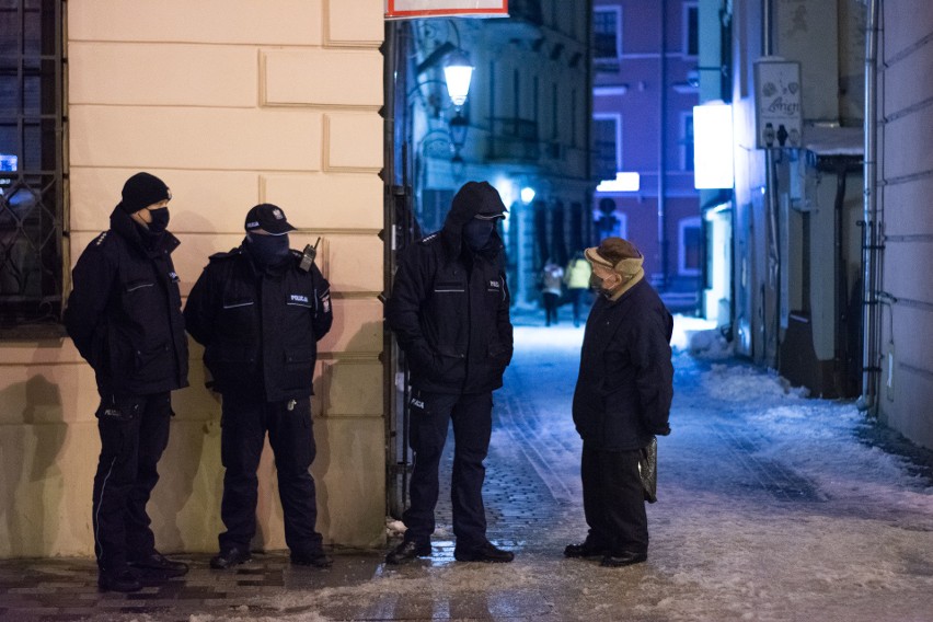 „Wolność, równość i siostrzeństwo”. W centrum Lublina odbył się protest kobiet. Zobacz zdjęcia