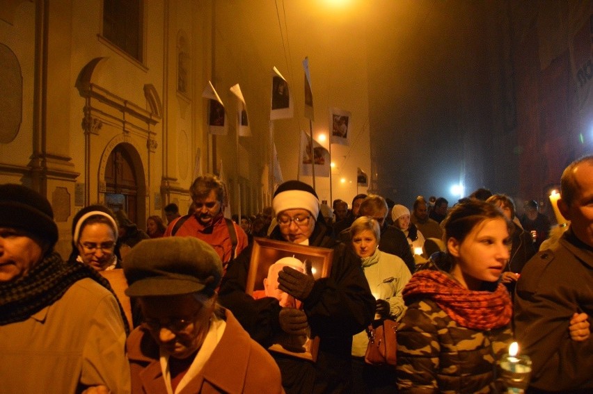 Holy Wins czyli marsz świętych we Wrocławiu (ZOBACZ)