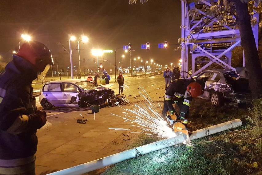 Wypadek na Włókniarzy w Łodzi. Wracali z Halloween Illegal...